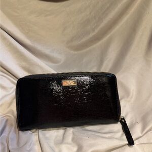 Black Textured Zip Wallet